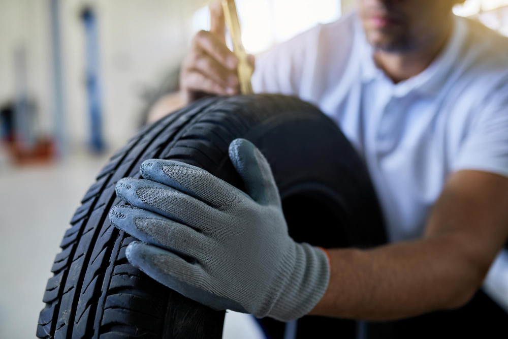 Consejos para cuidar tus neumáticos y garantizar tu seguridad en la carretera 